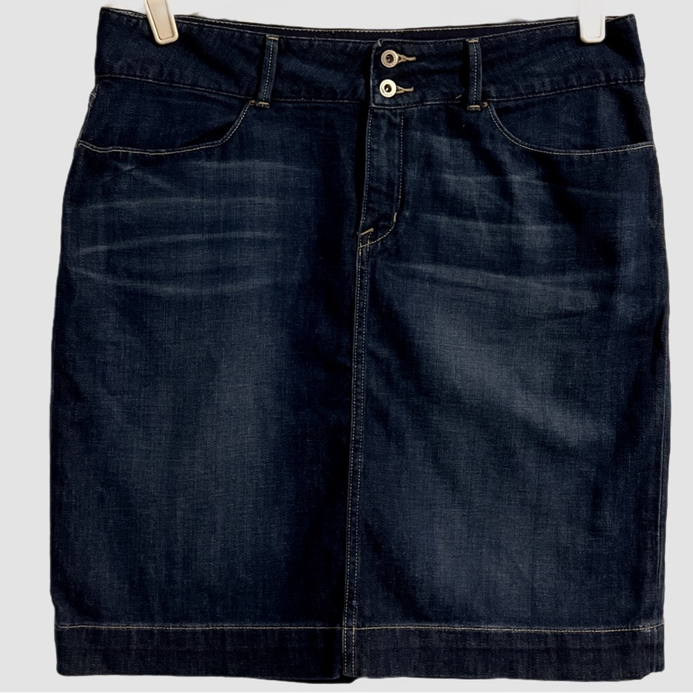 Banana Republic Dark Denim Skirt Front and Back Pockets Zip & Button Size 14